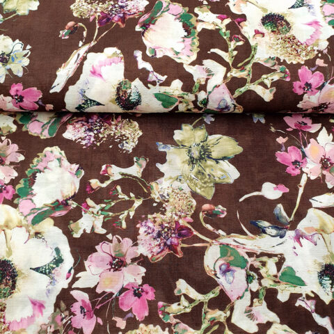 25988 Blusen, Bordür