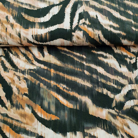 25988 Blusen, Bordür