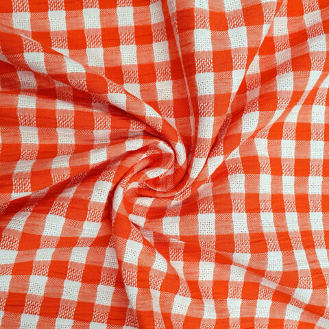 25988 Blusen, Bordür